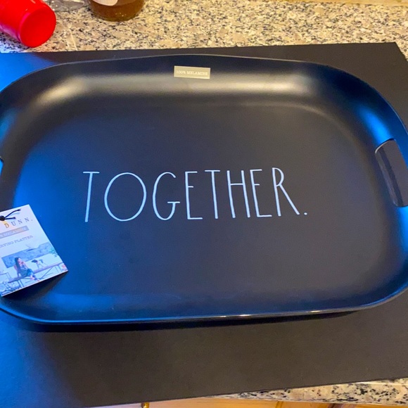 NWT Enchante Rae Dunn Serving Platter - Picture 2 of 2